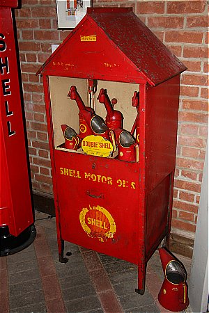 EARLY SHELL TRIPLE OIL CABINET - click to enlarge
